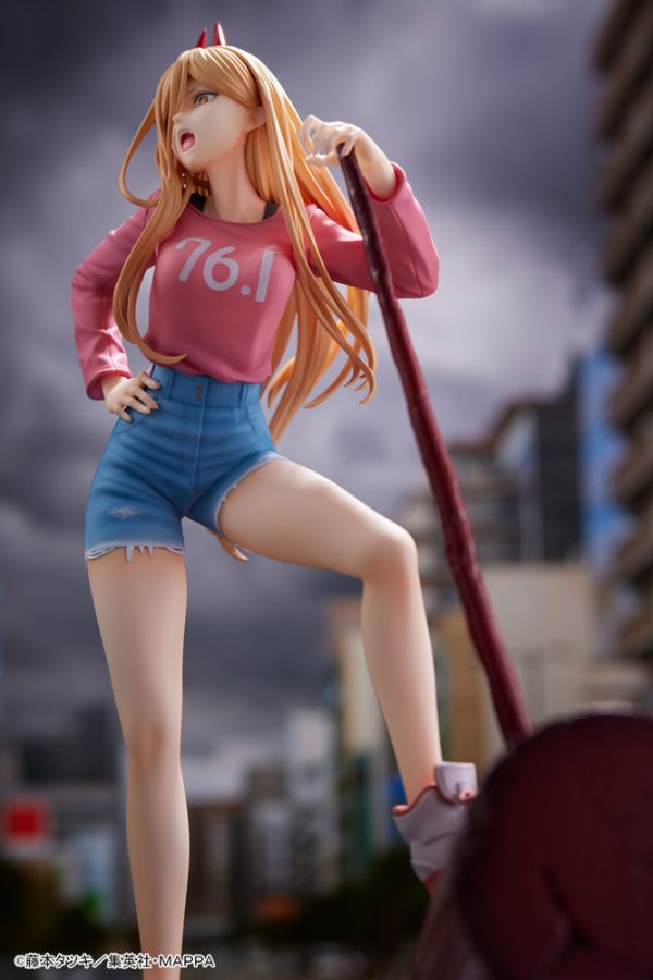 Chainsaw Man Martillo Power