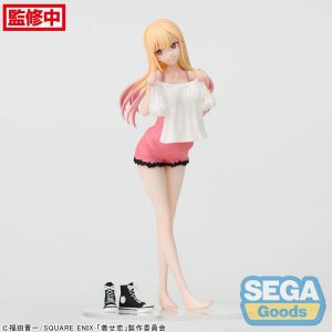 Marin Kitagawa Trying On